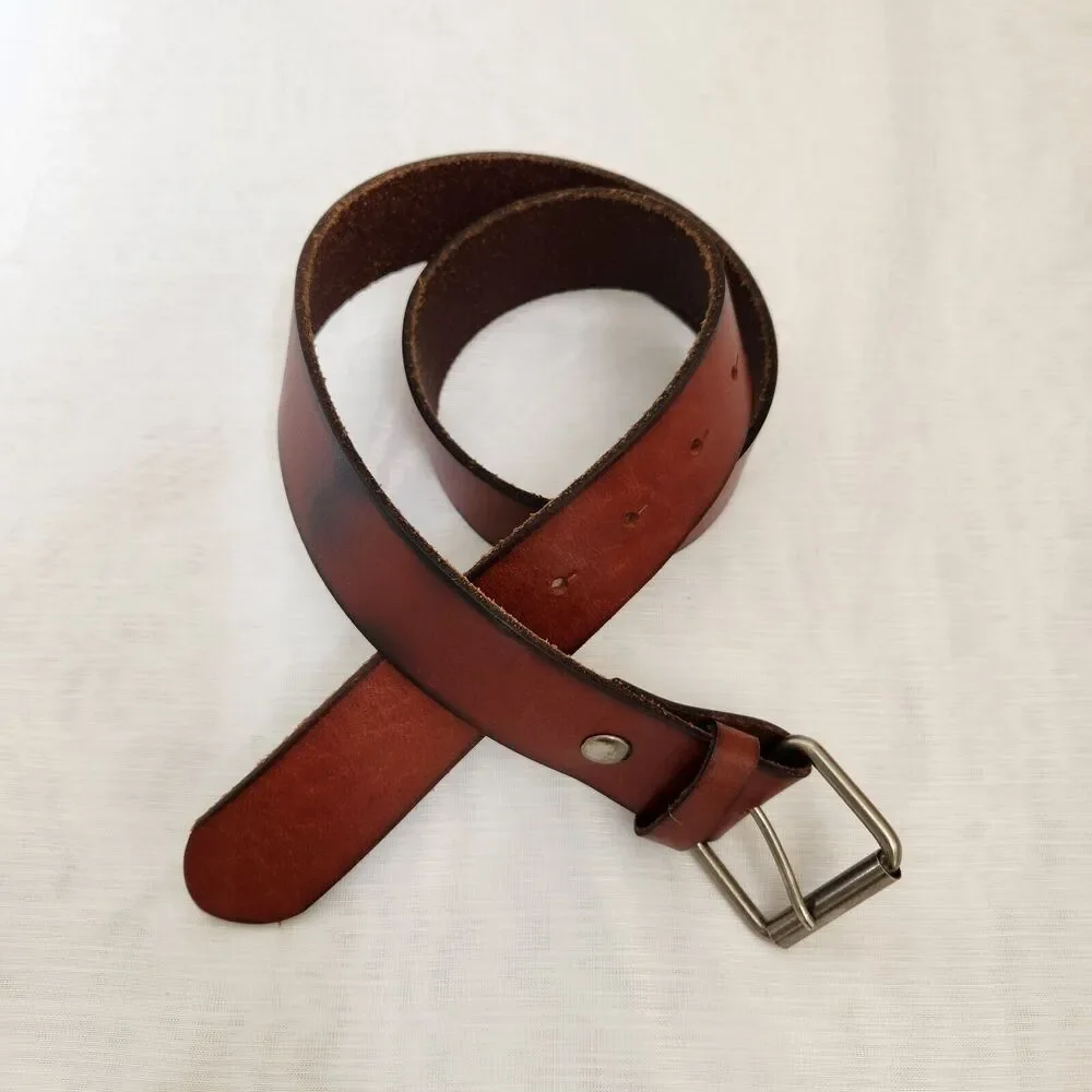 Men's Genuine Leather Belt Size S-32 Reddish Brown Black Edging Silver Buckle